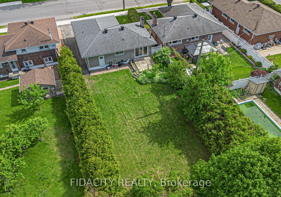 2147-iris-street-ottawa-ontario-x12176329