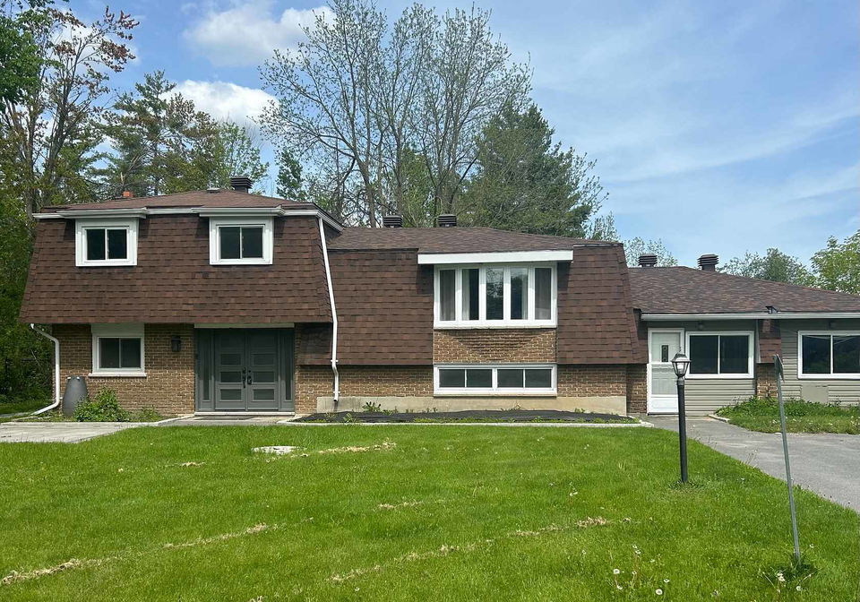 2515-edgewood-park-cavan-monaghan-ontario-x12176361