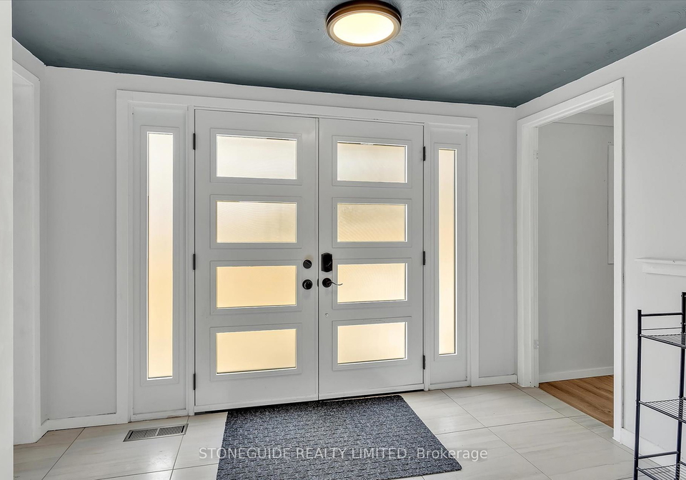 2515-edgewood-park-cavan-monaghan-ontario-x12176361