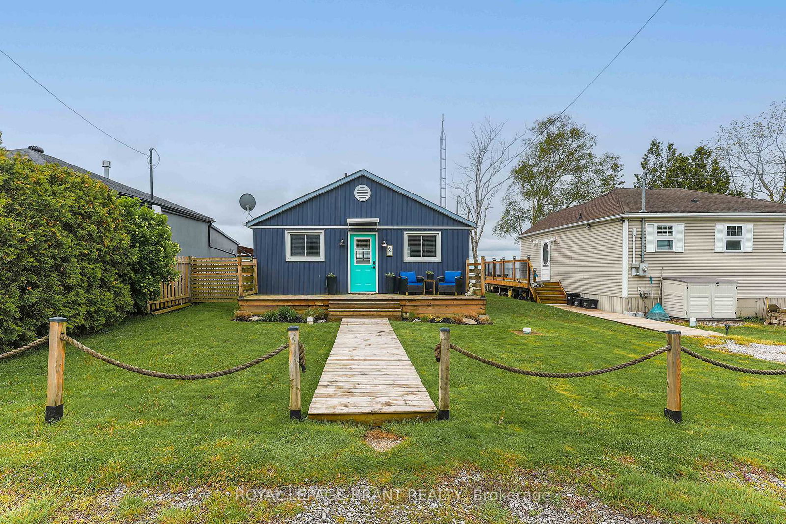 6-hickory-beach-lane-haldimand-ontario-x12176629
