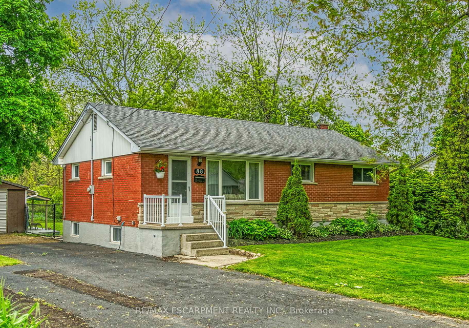 88-aldercrest-avenue-hamilton-ontario-x12176874
