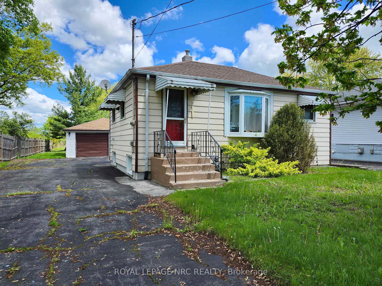 1384-killaly-street-e-port-colborne-ontario-x12176889