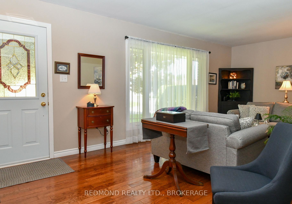 475-pine-street-e-gananoque-ontario-x12176898
