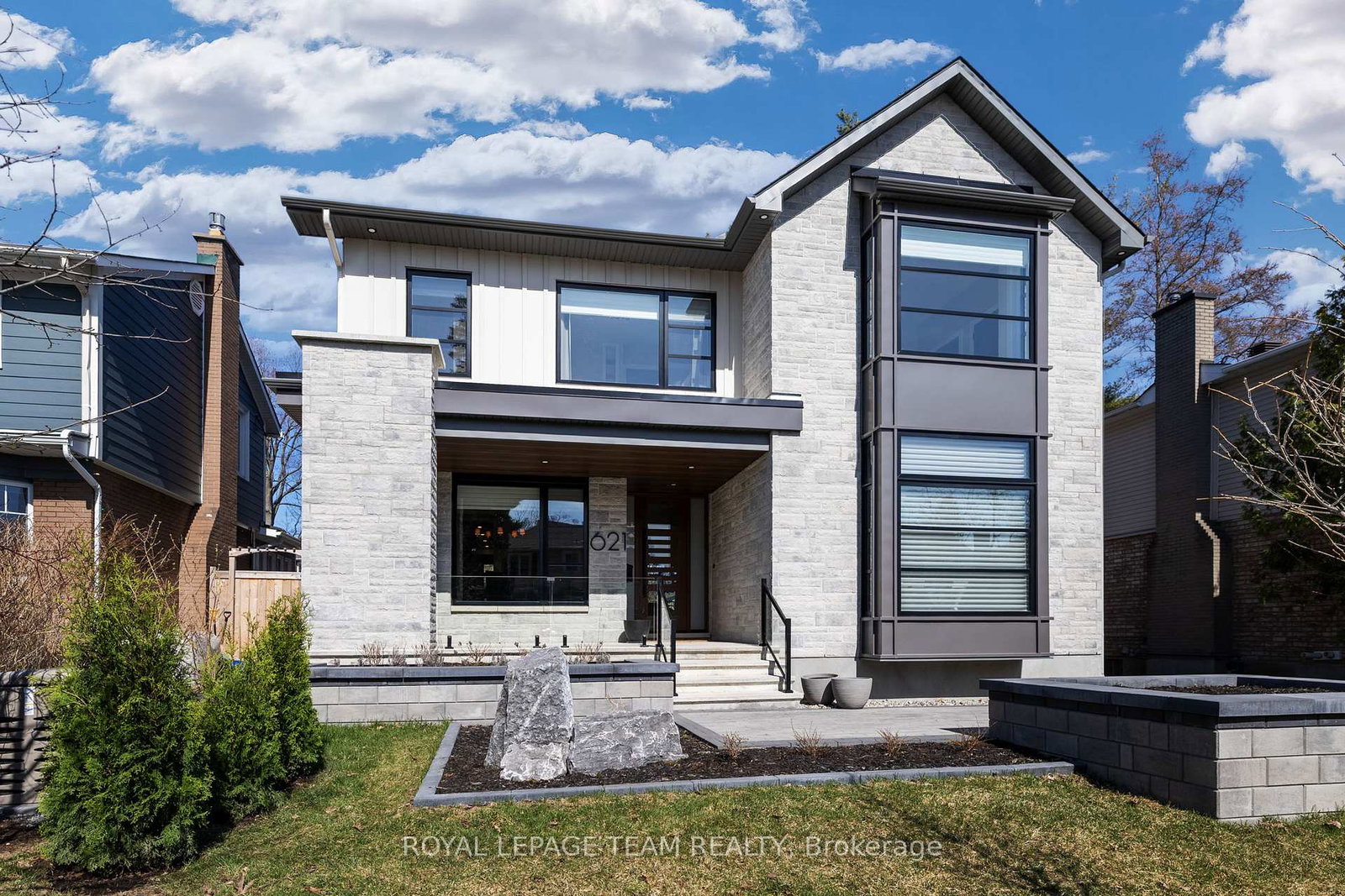 621-gainsborough-avenue-ottawa-ontario-x12176966