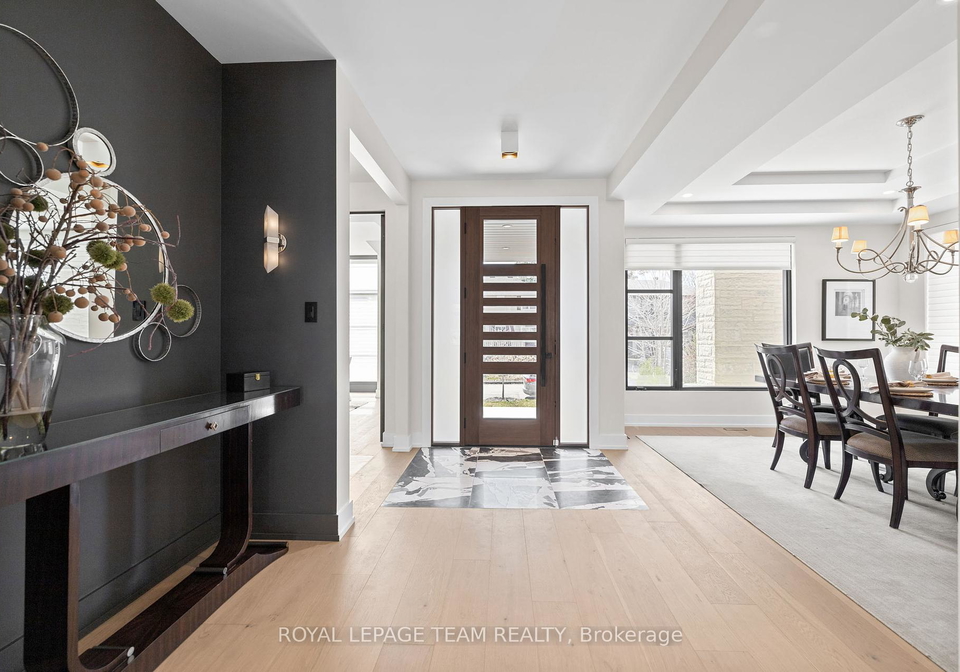 621-gainsborough-avenue-ottawa-ontario-x12176966