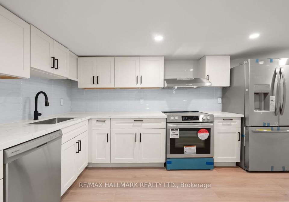 124-colborne-street-kawartha-lakes-ontario-x12176980