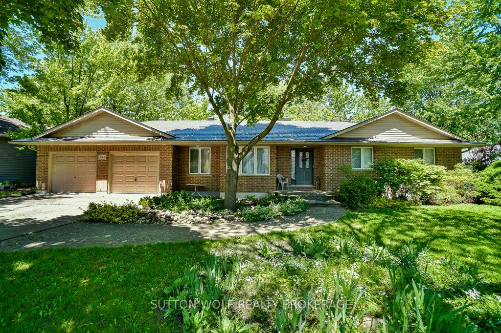 473-gold-street-warwick-ontario-x12177122