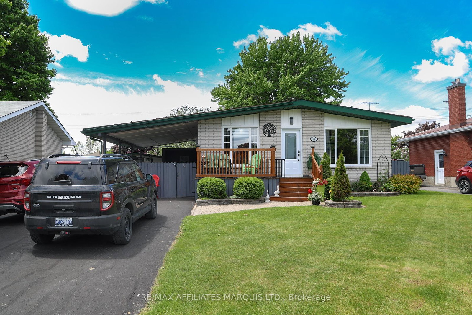 38-meikle-street-south-dundas-ontario-x12177268