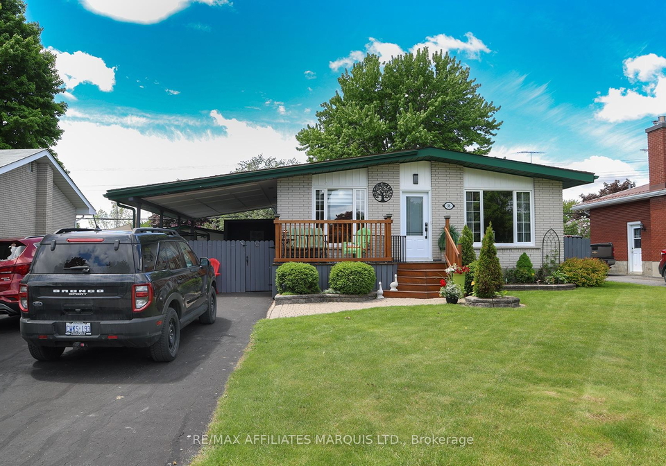 38-meikle-street-south-dundas-ontario-x12177268