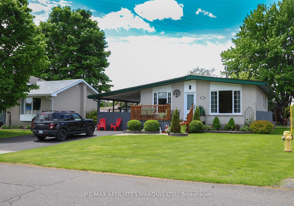 38-meikle-street-south-dundas-ontario-x12177268