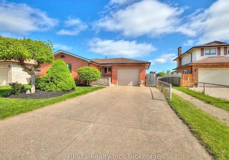 36-joanna-drive-st-catharines-ontario-x12177348