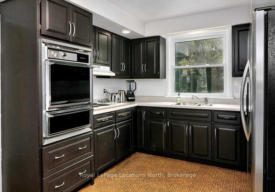 21-alice-street-w-blue-mountains-ontario-x12177485