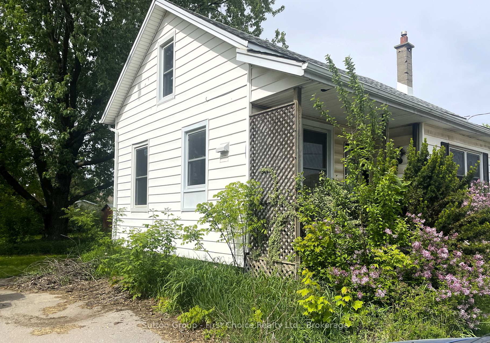 70-queen-street-bluewater-ontario-x12177960