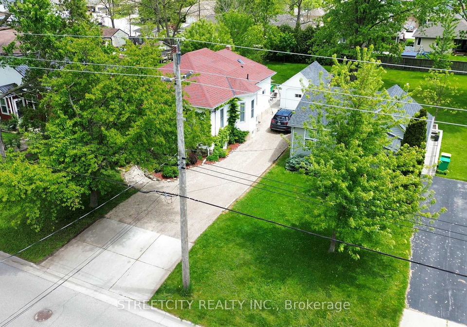 338-eureka-street-petrolia-ontario-x12178008