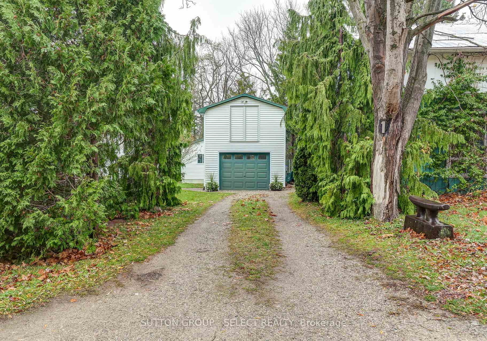 1-howard-street-w-bluewater-ontario-x12178023
