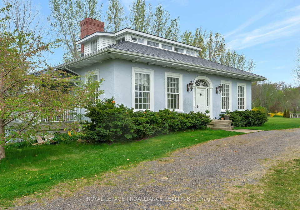 1479-lakeside-drive-prince-edward-county-ontario-x12178049