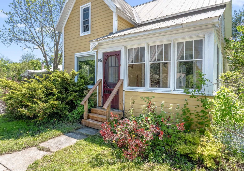 95-morewood-street-north-dundas-ontario-x12178115