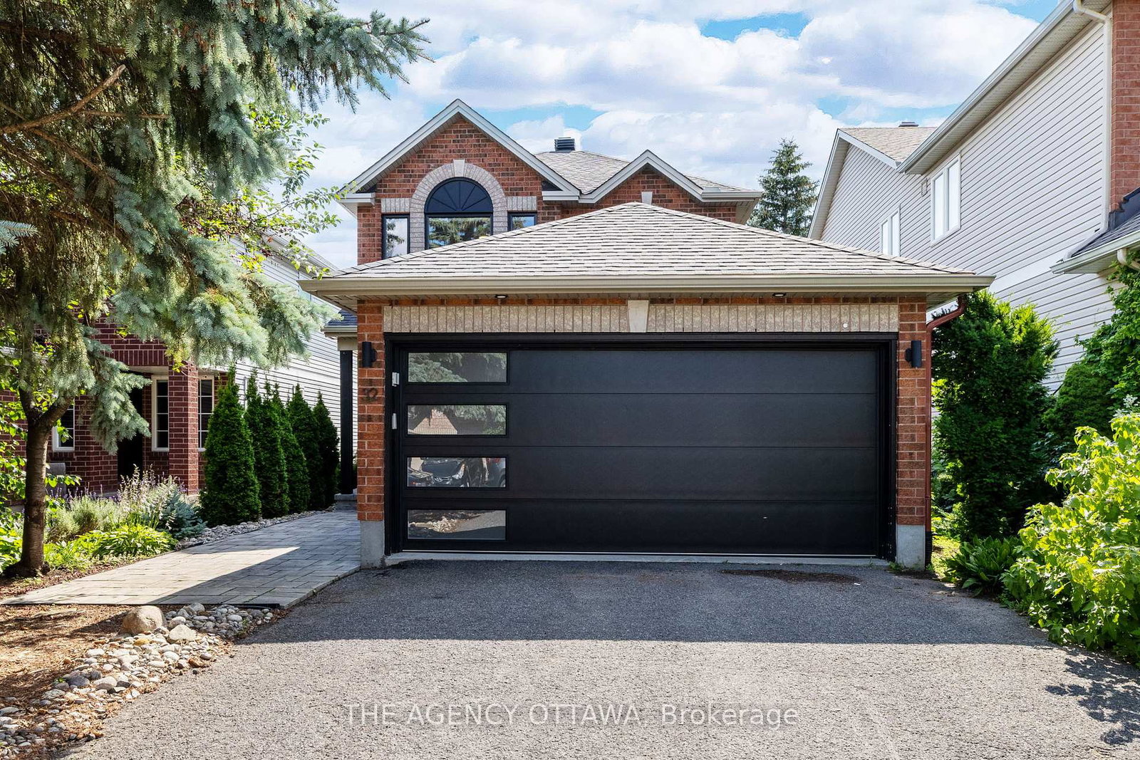 32-whitestone-drive-ottawa-ontario-x12178155