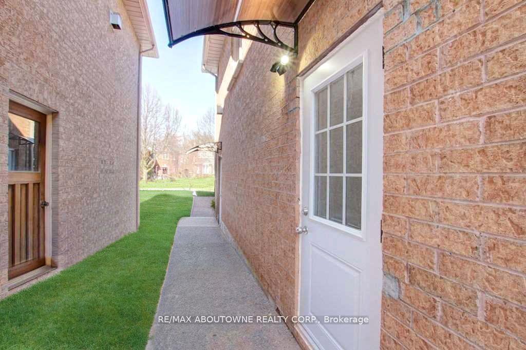 80-laurendale-avenue-hamilton-ontario-x12178687