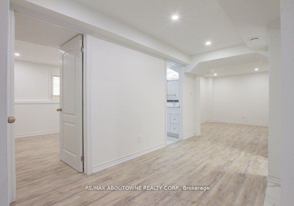 80-laurendale-avenue-hamilton-ontario-x12178687