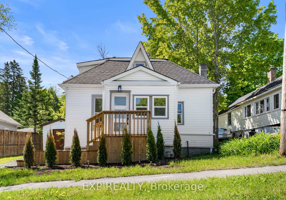 15-duncan-street-e-huntsville-ontario-x12178954