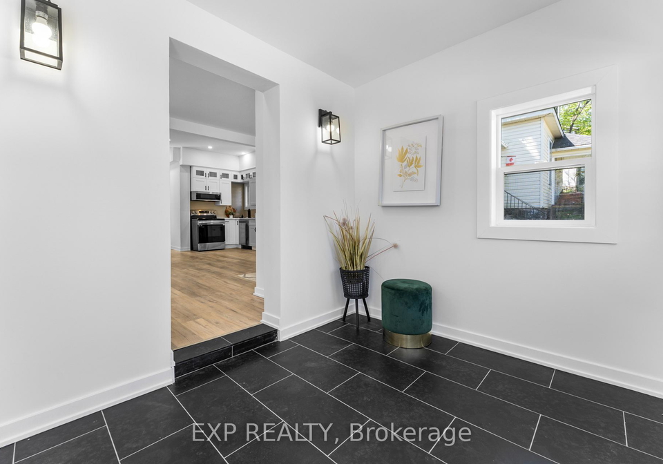 15-duncan-street-e-huntsville-ontario-x12178954
