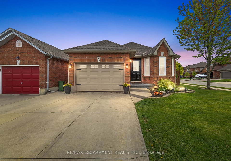 29-briarose-place-hamilton-ontario-x12179019