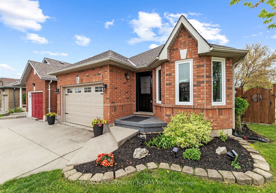 29-briarose-place-hamilton-ontario-x12179019