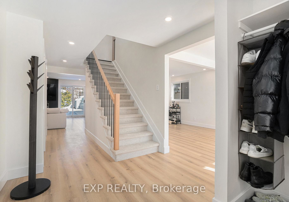 16-weybridge-drive-ottawa-ontario-x12179188