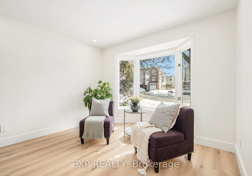16-weybridge-drive-ottawa-ontario-x12179188