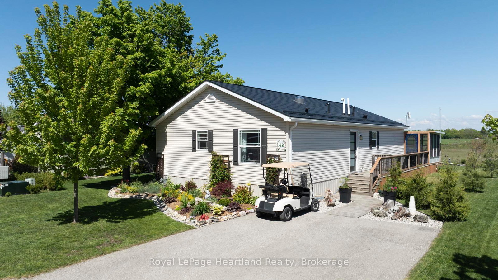 46-algonquin-lane-ashfield-colborne-wawanosh-ontario-x12179271