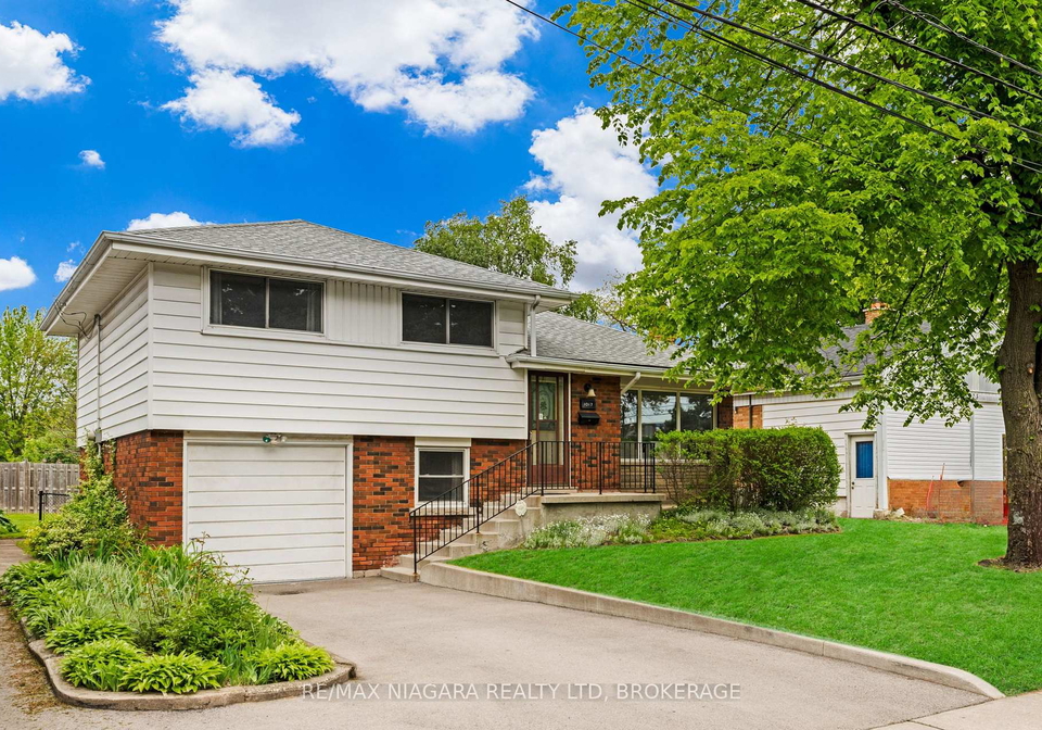 1017-brucedale-avenue-e-hamilton-ontario-x12179543
