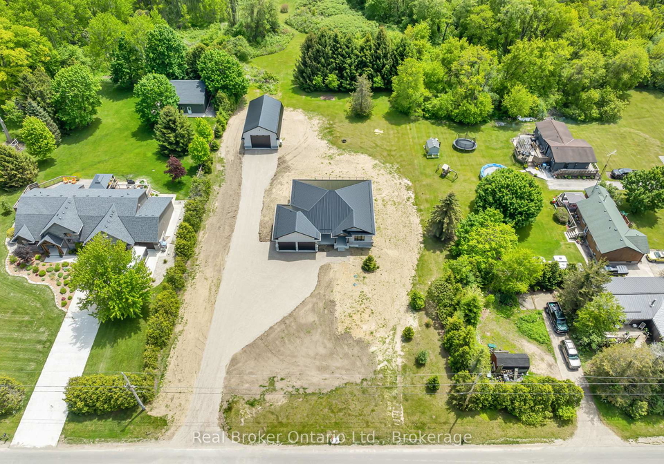 8357-goosemarsh-line-lambton-shores-ontario-x12179611