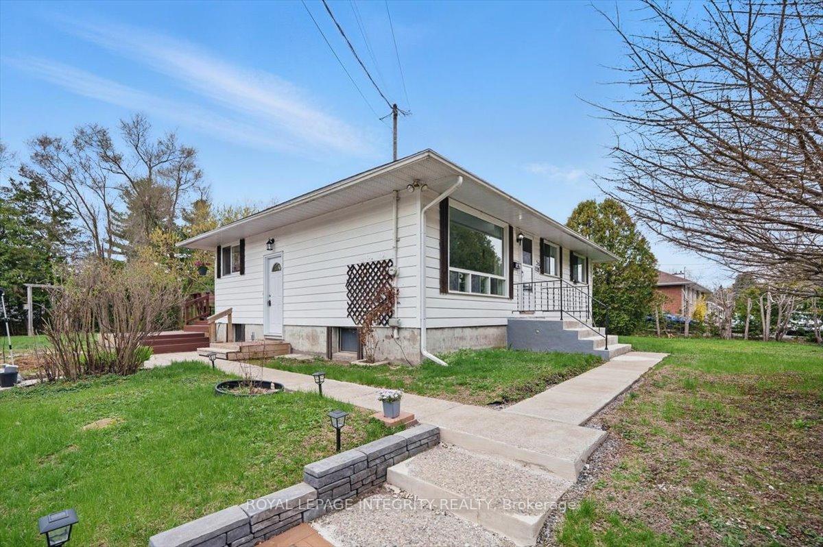 3328-elizabeth-street-ottawa-ontario-x12179667