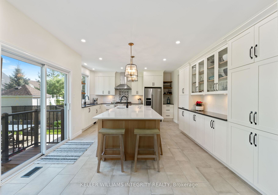 576-devonwood-circle-ottawa-ontario-x12179688