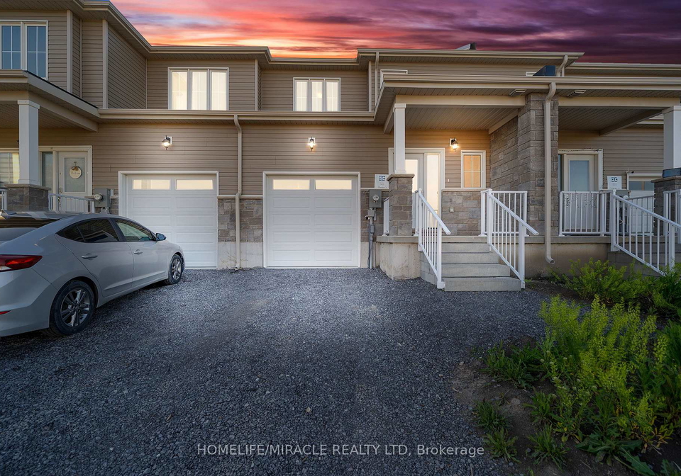 5-glacier-crescent-belleville-ontario-x12179762
