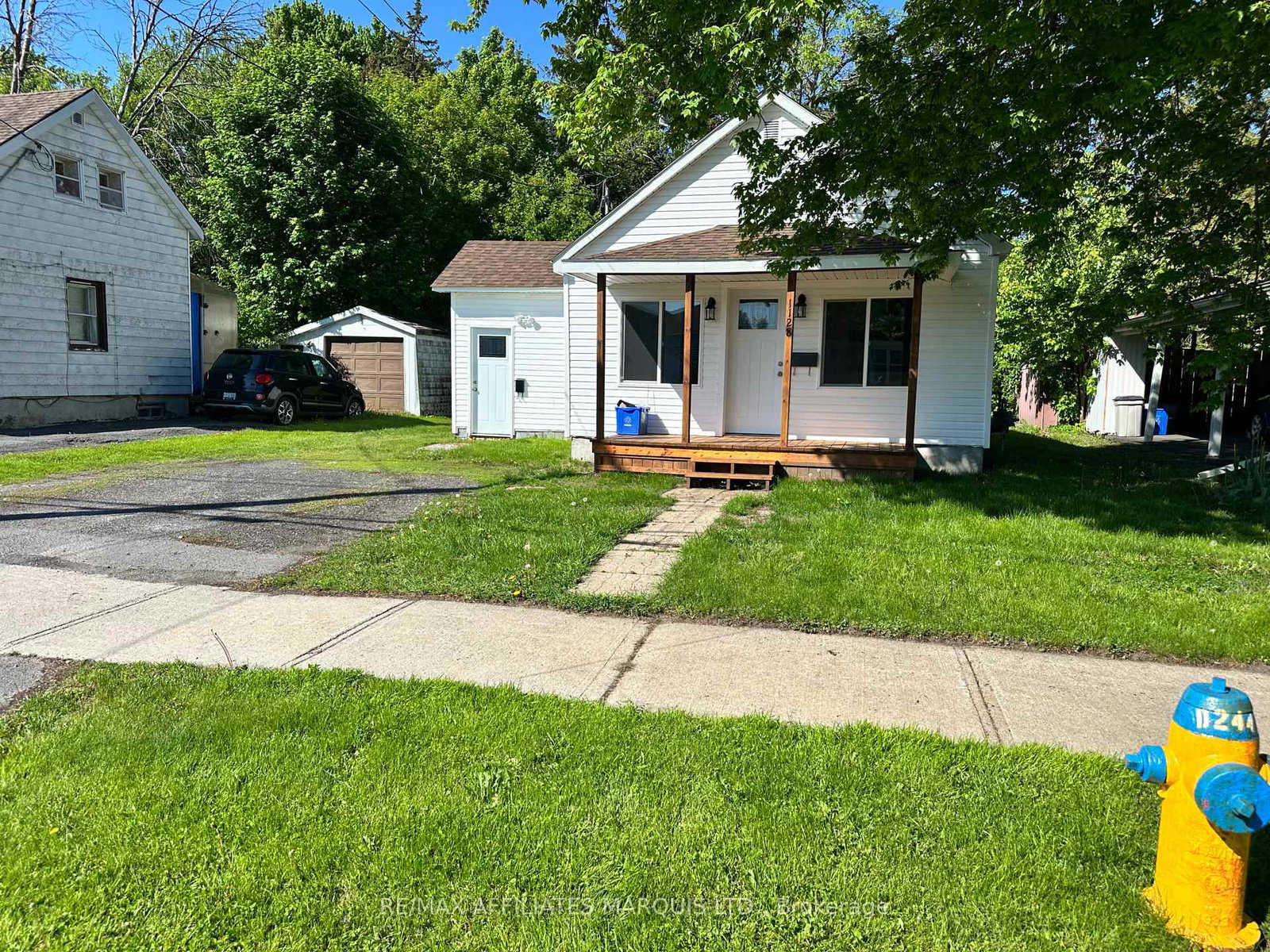 1128-street-cornwall-ontario-x12180016