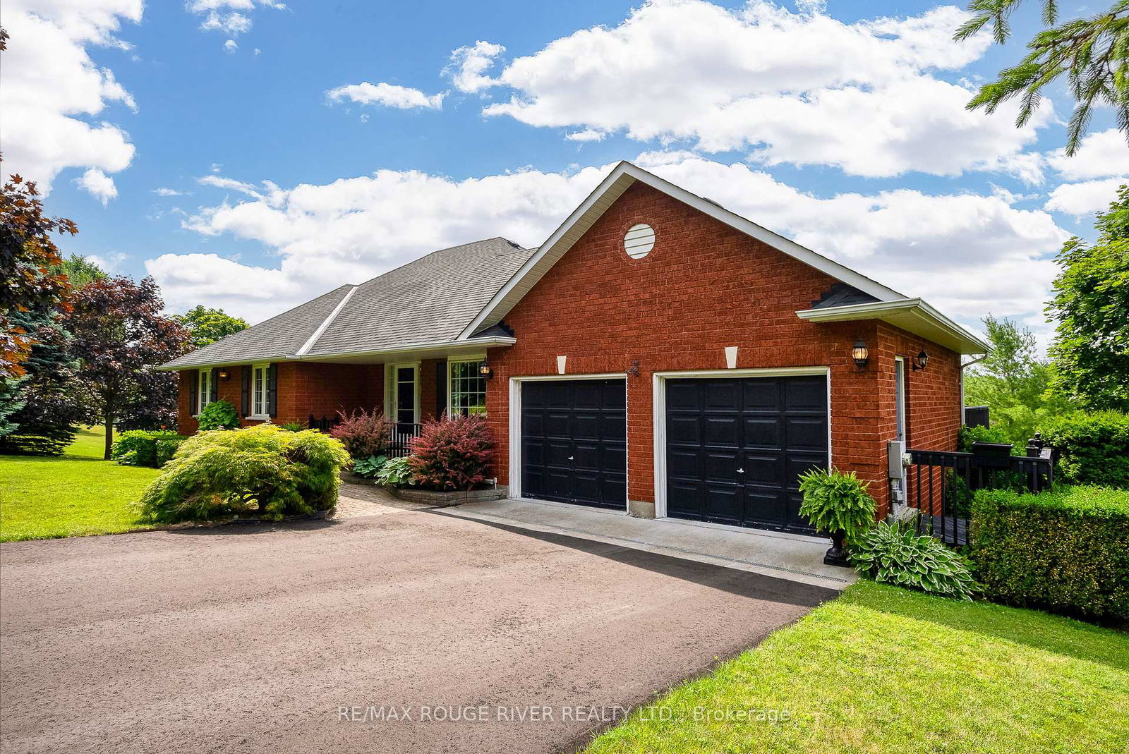 8-sunrise-court-hamilton-township-ontario-x12180030