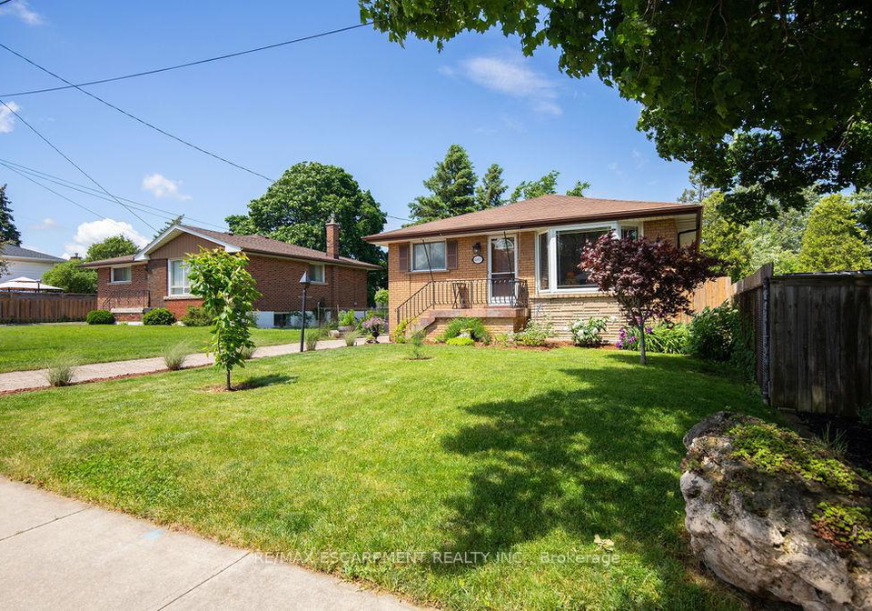 607-7th-avenue-hamilton-ontario-x12180086
