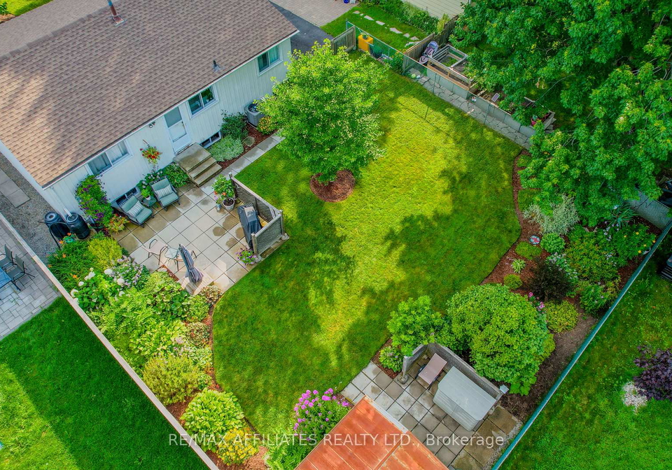 17-uxbridge-crescent-kanata-ontario-x12180218