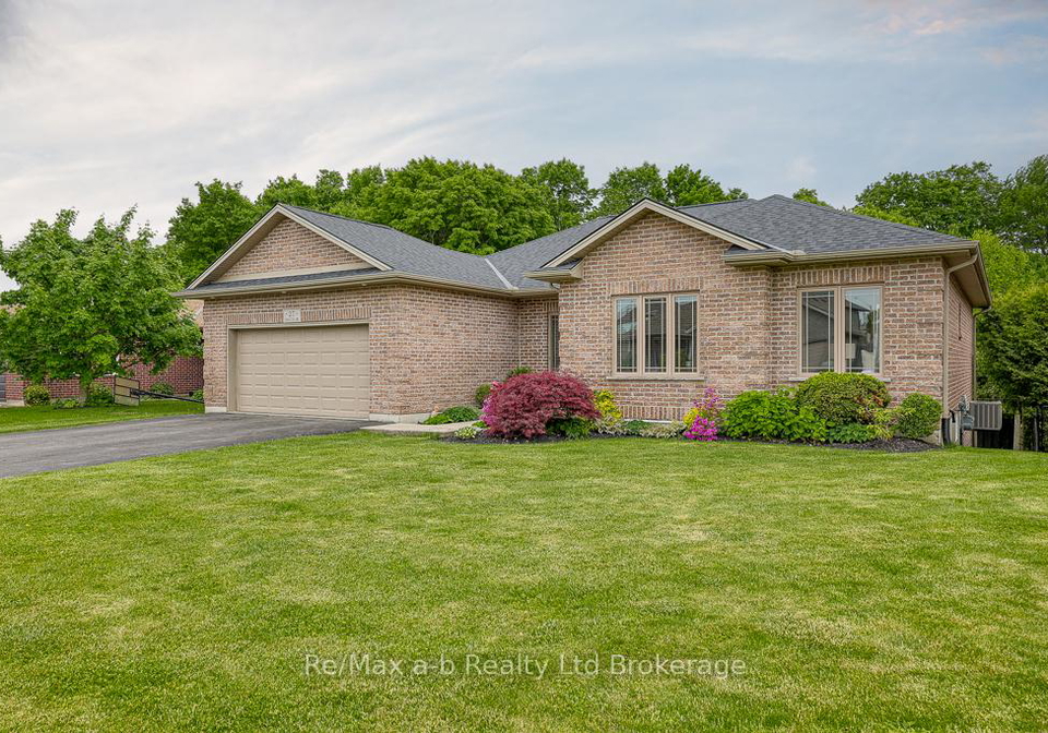 27-shelton-drive-ingersoll-ontario-x12180351