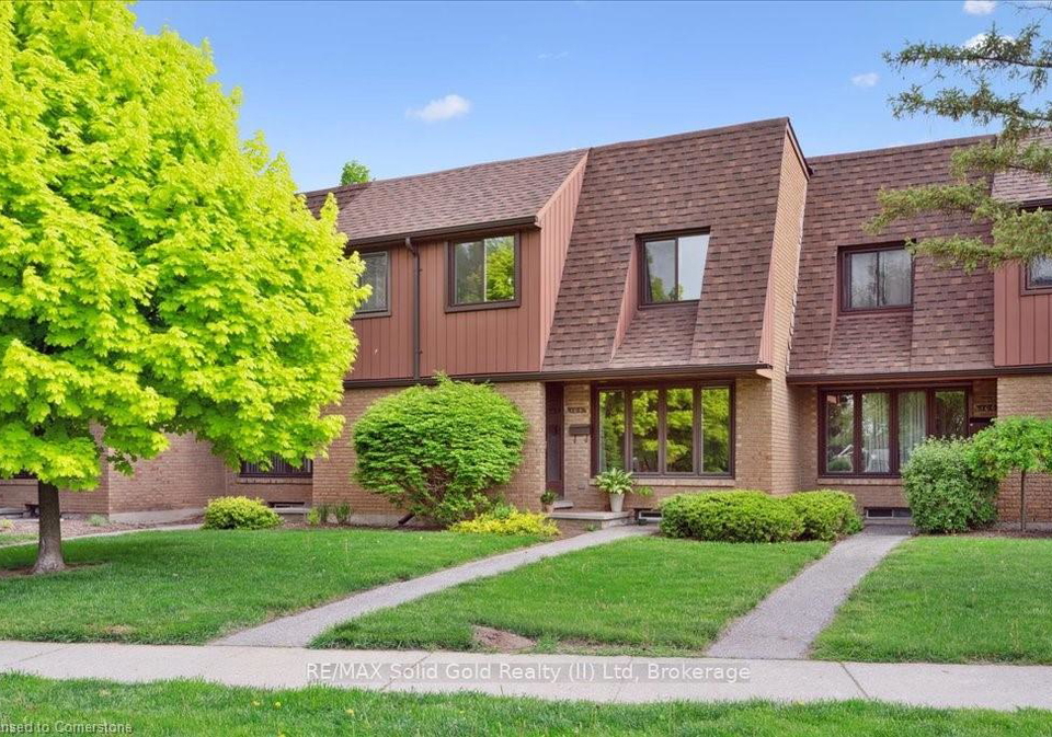 104-kingswood-drive-kitchener-ontario-x12180365