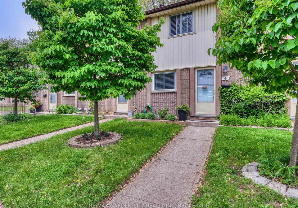 25-linfield-drive-st-catharines-ontario-x12180500