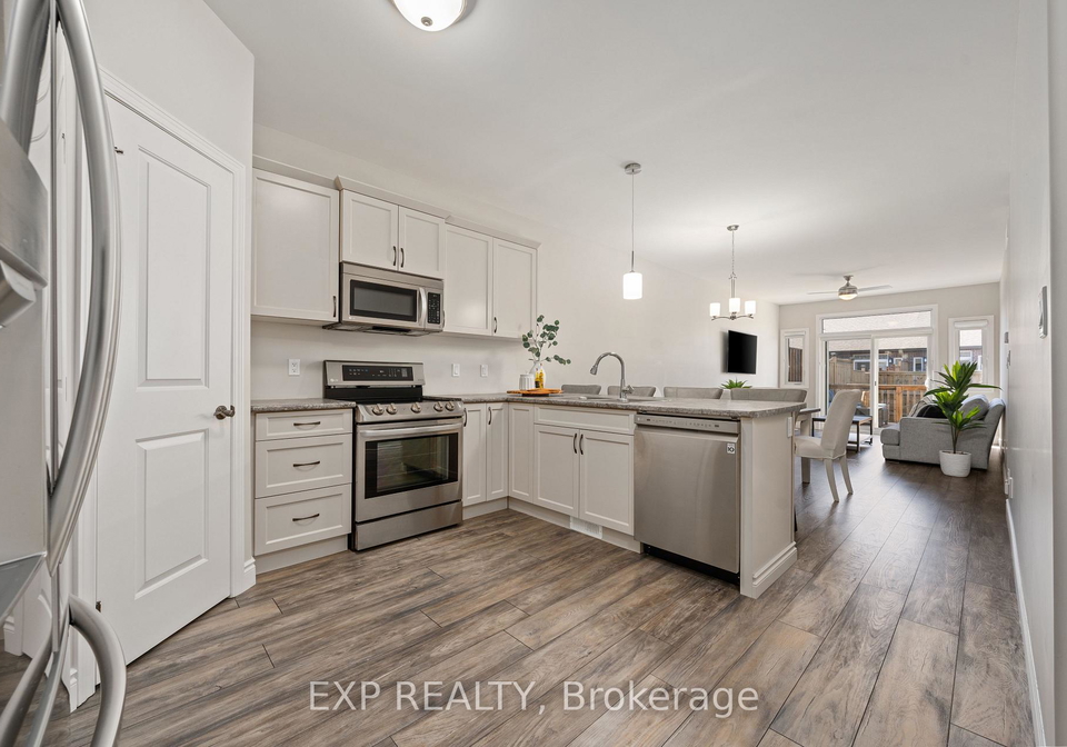 31-farmington-crescent-belleville-ontario-x12180575