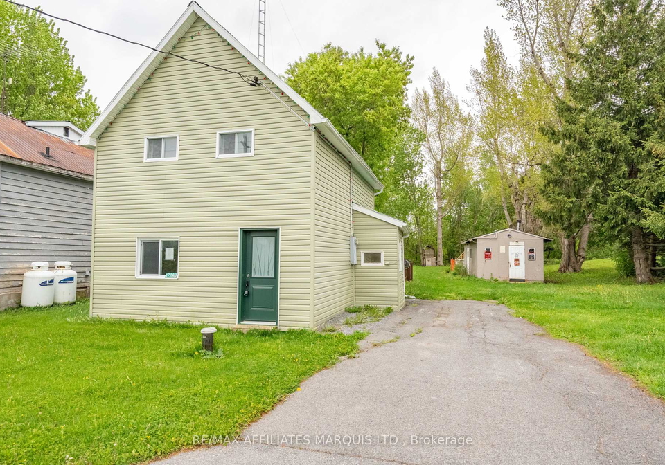 17390-county-43-road-north-stormont-ontario-x12180609