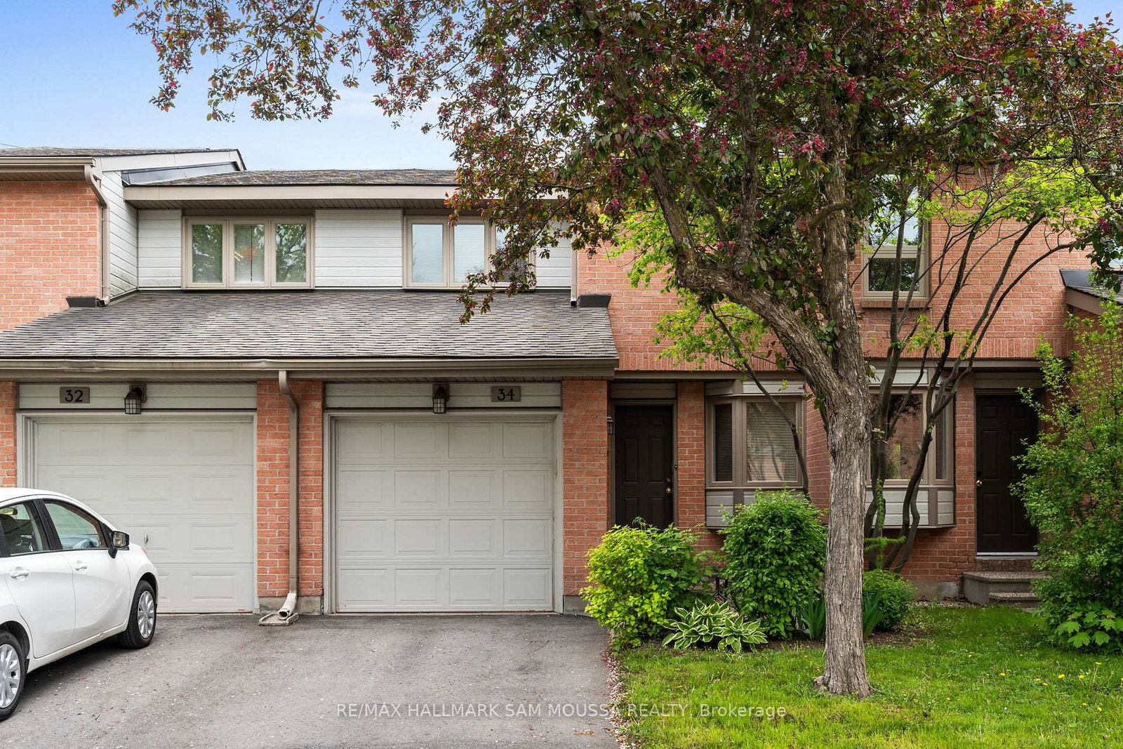 710-coronation-avenue-ottawa-ontario-x12180626