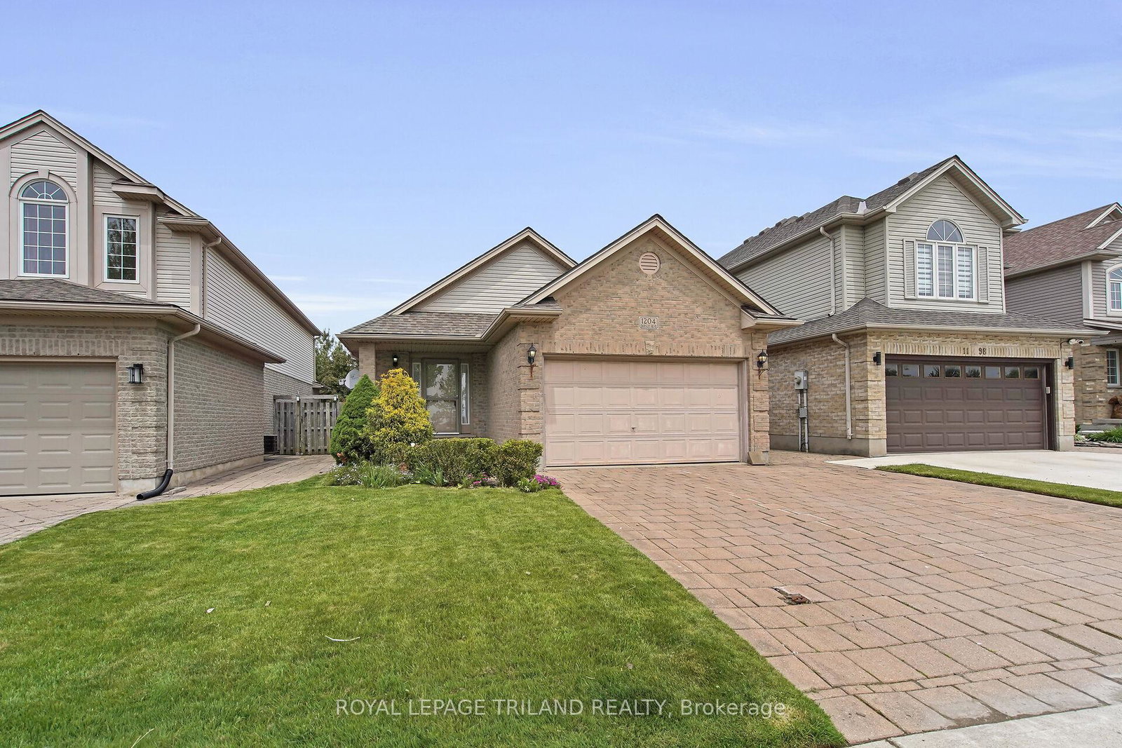 1204-darnley-boulevard-london-south-ontario-x12180737