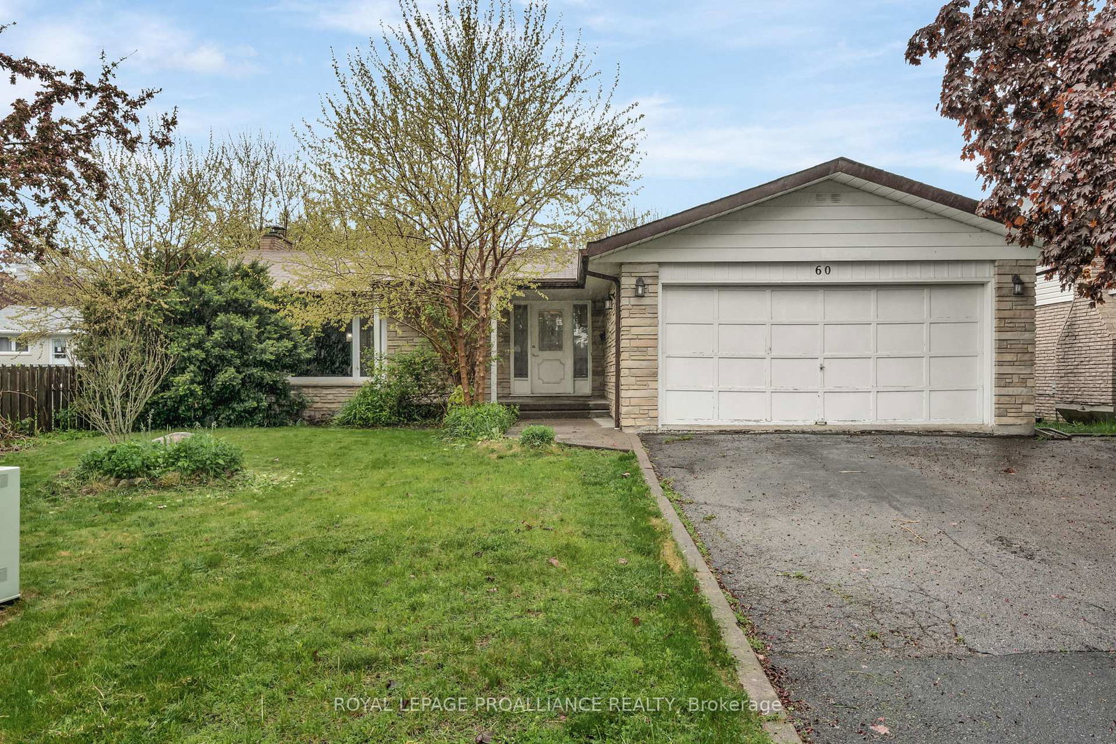 60-oneil-crescent-quinte-west-ontario-x12180780