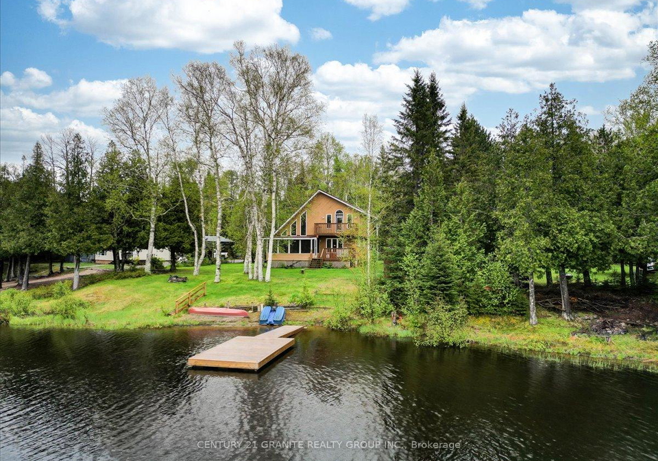 81-macrae-lane-hastings-highlands-ontario-x12180811