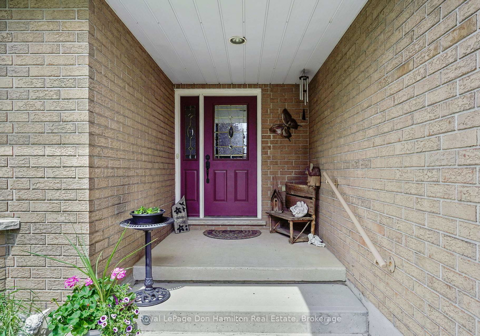 605-maple-avenue-n-north-perth-ontario-x12180871